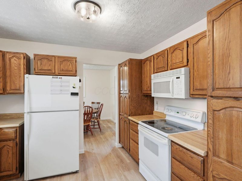 683 Woodside Drive SW, Pataskala, OH 43062 Photo 38