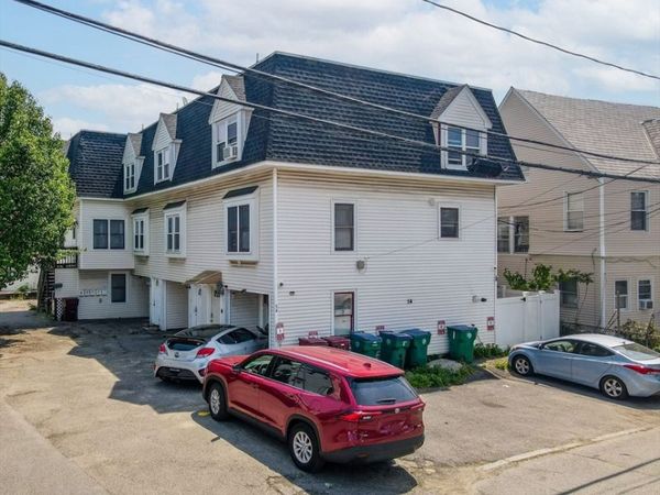54 Gates St, Unit 2, Lowell, MA 01851
