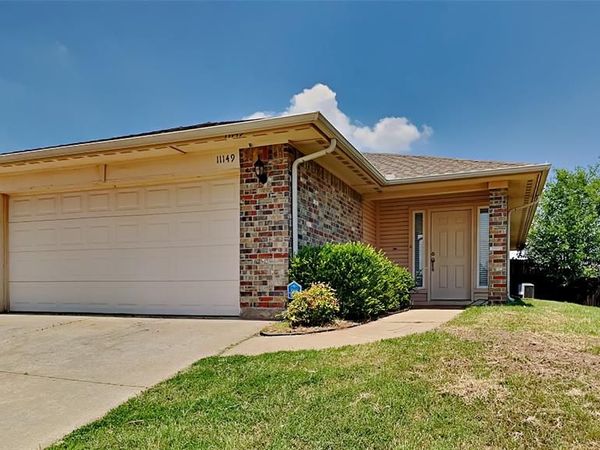 11153 NW 5th Terrace, Yukon, OK 73099