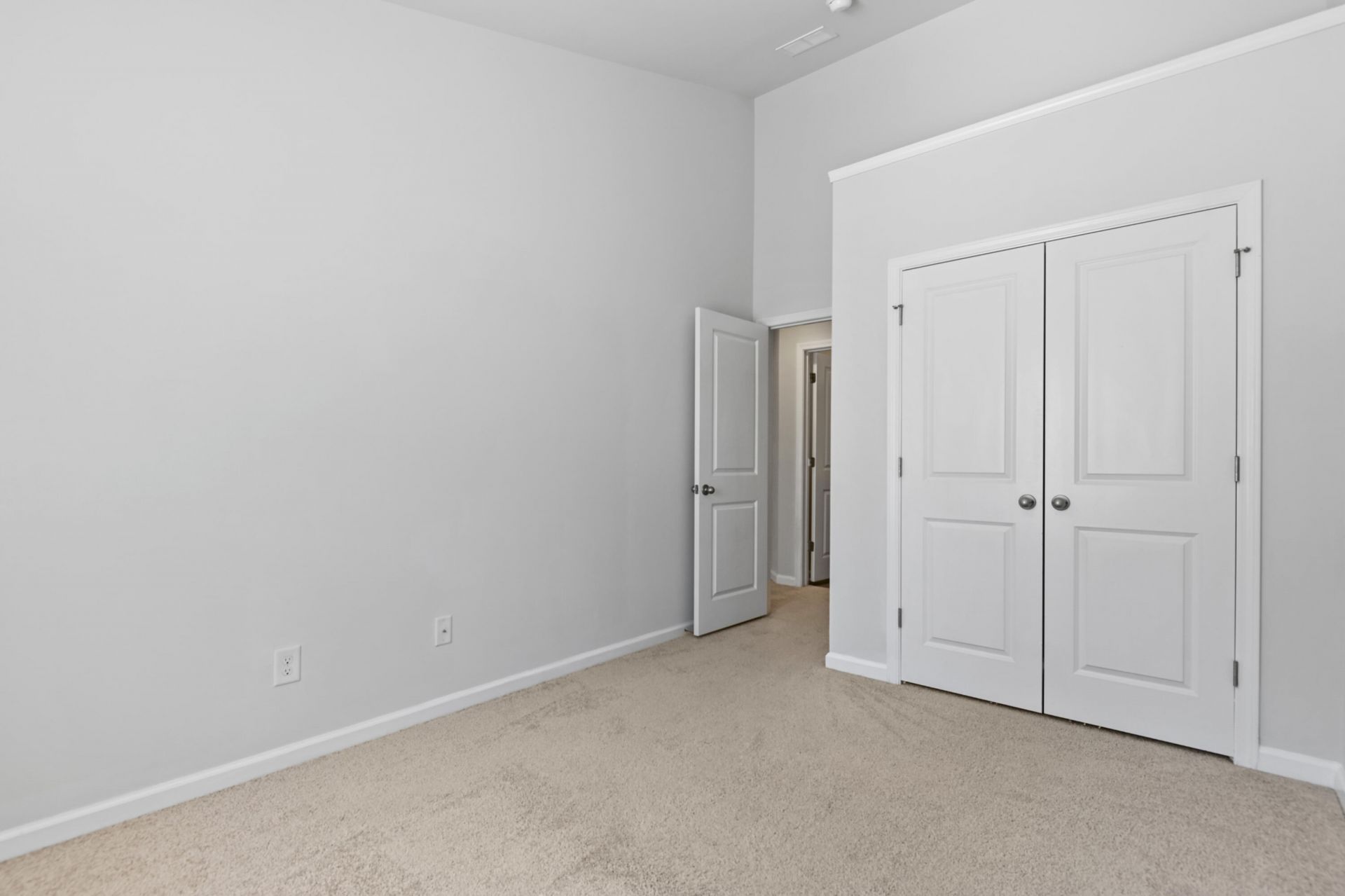 163 Rosefield Court Photo 22