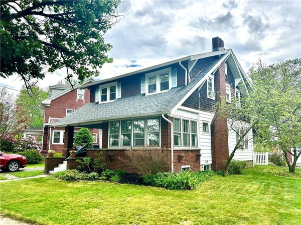 308 Hillcrest Cir , Grove City, PA 16127