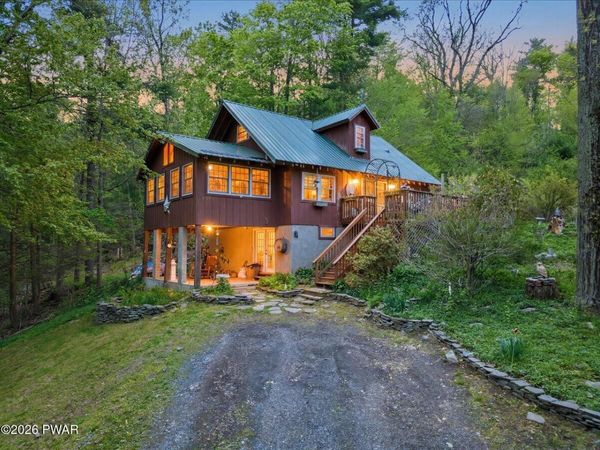 103 Forever Green Road, Lakeville, PA 18438