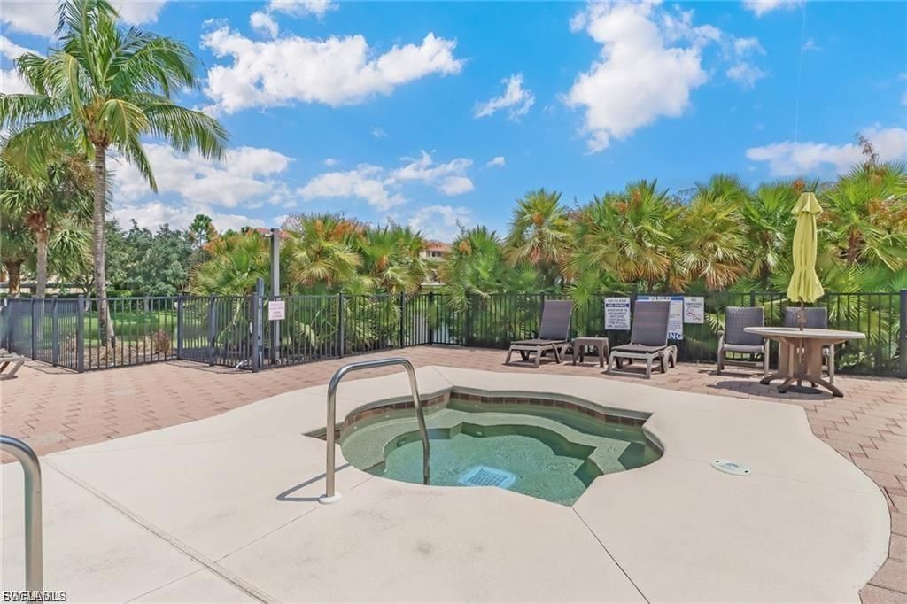 8251 Pathfinder Loop, Unit 632, Fort Myers, FL 33919 Photo