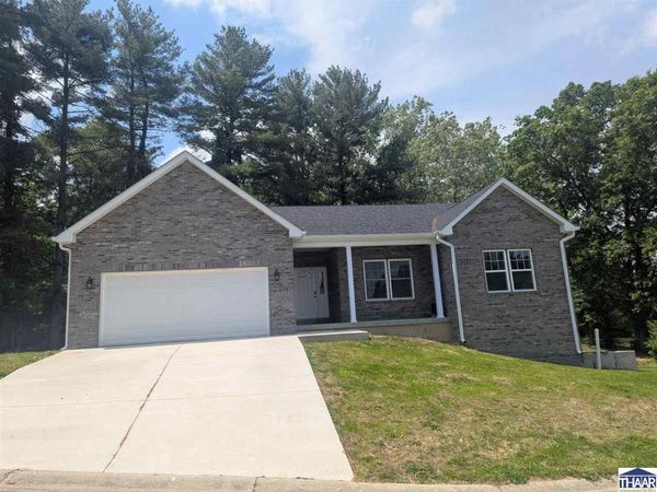 2585 Bradley Court, Terre Haute, IN 47803
