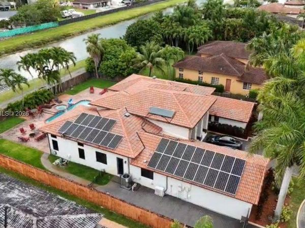 19596 SW 130th Avenue Road, Miami, FL 33177
