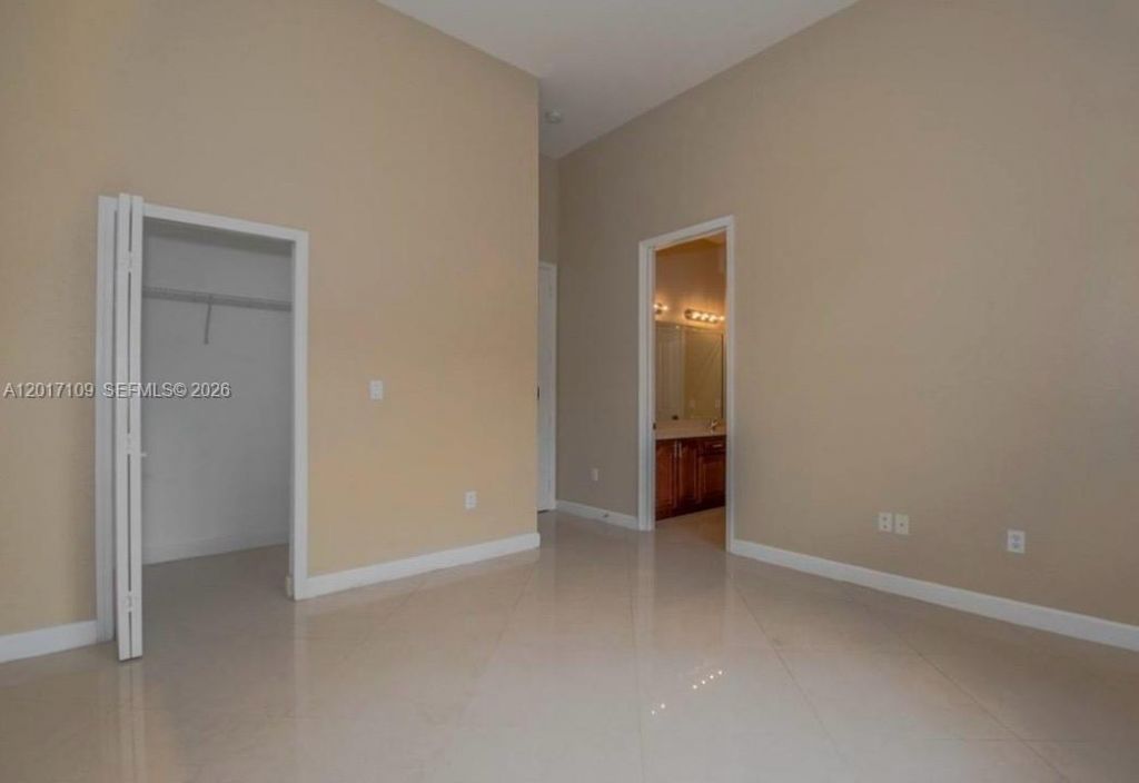 19596 SW 130th Avenue Road, Miami, FL 33177 Photo