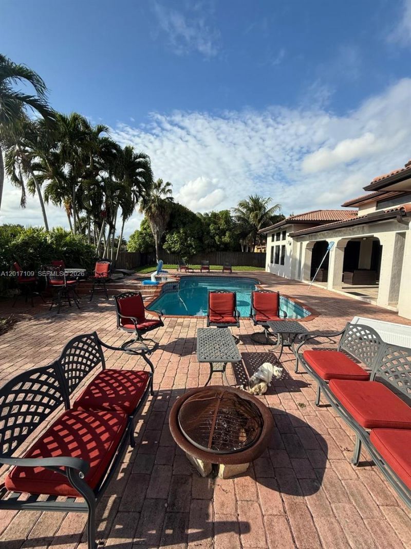 19596 SW 130th Avenue Road, Miami, FL 33177 Photo