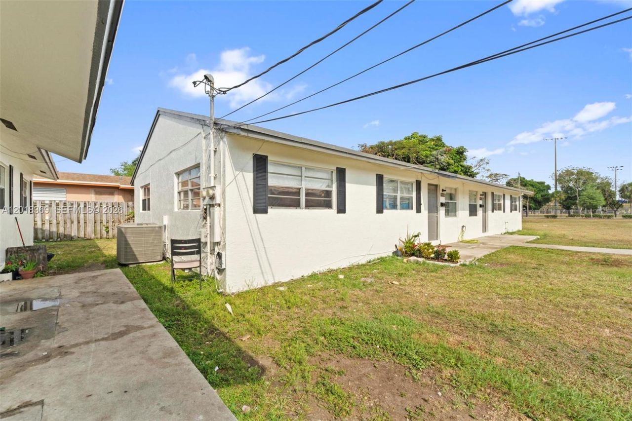 430 SW 10th Ave , Homestead, FL 33030 Photo