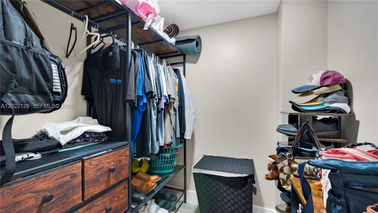 605 Oaks Dr , Unit 502, Pompano Beach, FL 33069 Photo