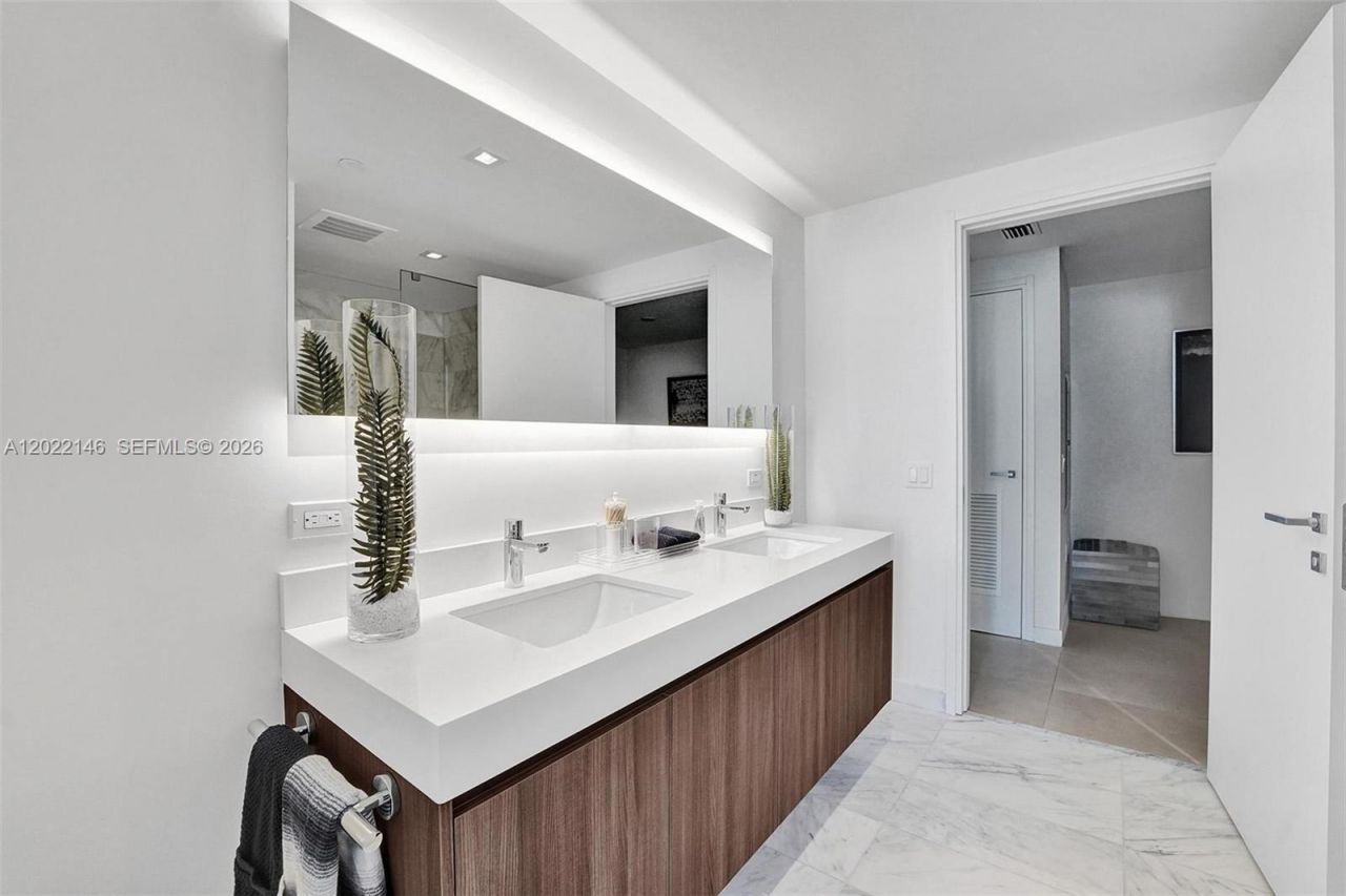 401 N Birch Rd , Unit 514, Fort Lauderdale, FL 33304 Photo