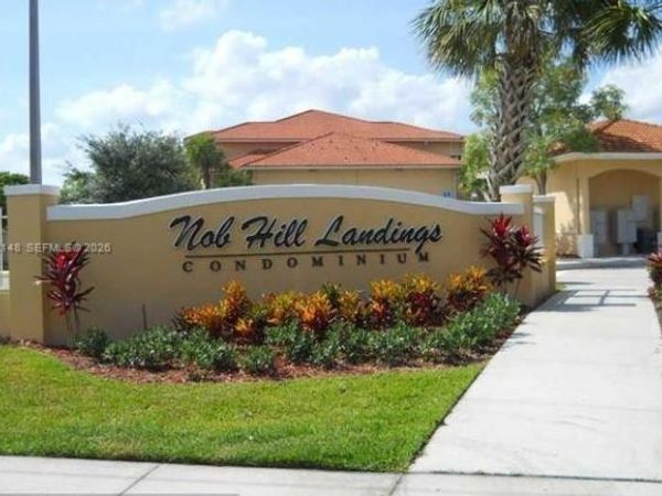 9905 Westwood Dr , Unit 18-3, Tamarac, FL 33321