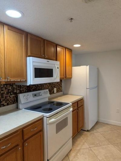 9905 Westwood Dr , Unit 18-3, Tamarac, FL 33321 Photo