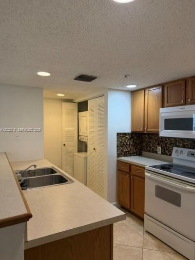 9905 Westwood Dr , Unit 18-3, Tamarac, FL 33321 Photo