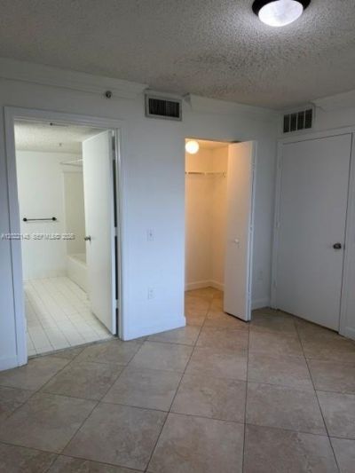 9905 Westwood Dr , Unit 18-3, Tamarac, FL 33321 Photo