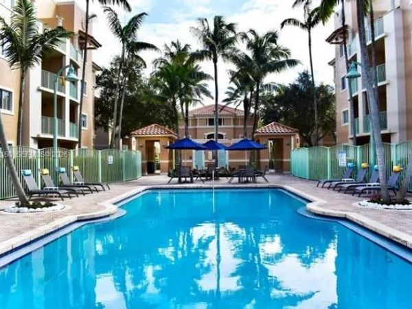 4011 N Pine Island Rd , Unit 404, Sunrise, FL 33351