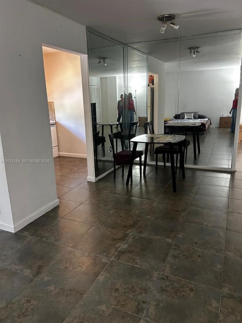 17021 N Bay Rd , Unit 327, Sunny Isles Beach, FL 33160 Photo
