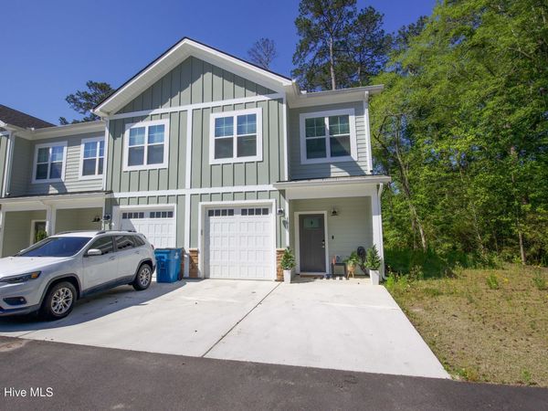 381 James Street , Vass, NC 28394