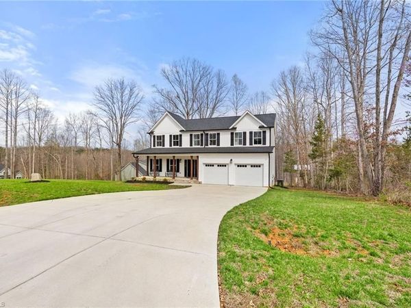 2553 Whipporwill Court , Rural Hall, NC 27045