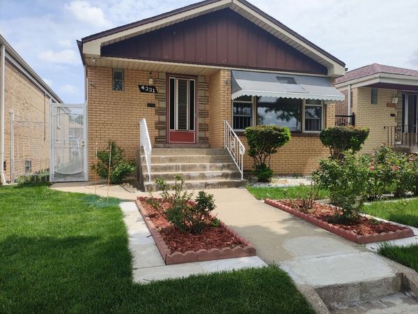 4331 S Homan Avenue , Chicago, IL 60632