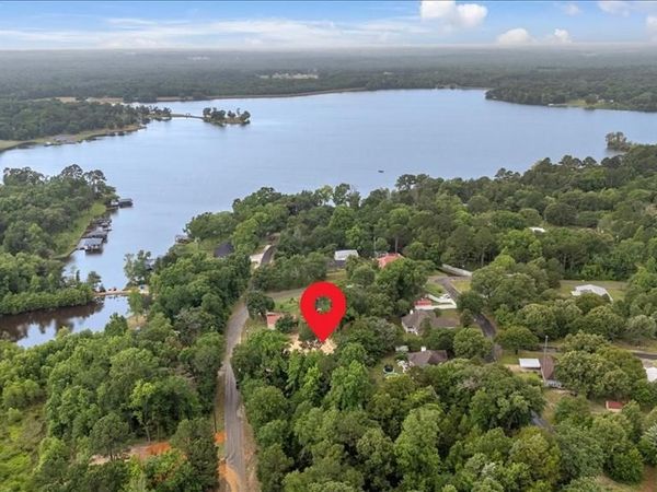 226 County Road 2267 , Mineola, TX 75773