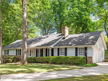 8501 Shadow Wood Place, Raleigh, NC 27613