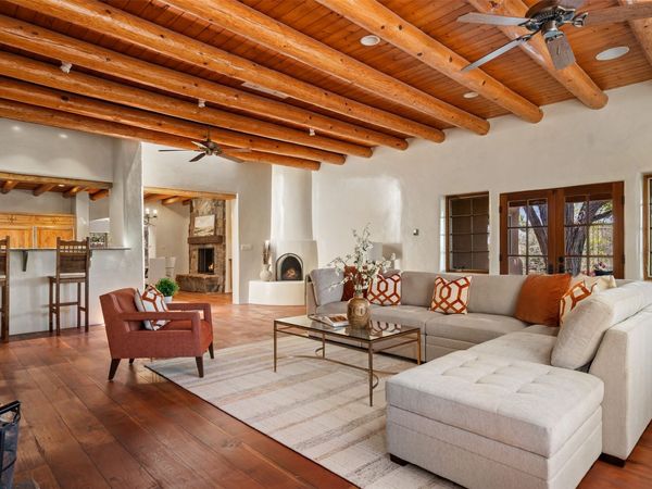 1314 Madrid, Santa Fe, NM 87505