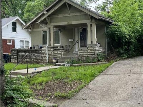 5808 Garfield Avenue, Kansas City, MO 64130