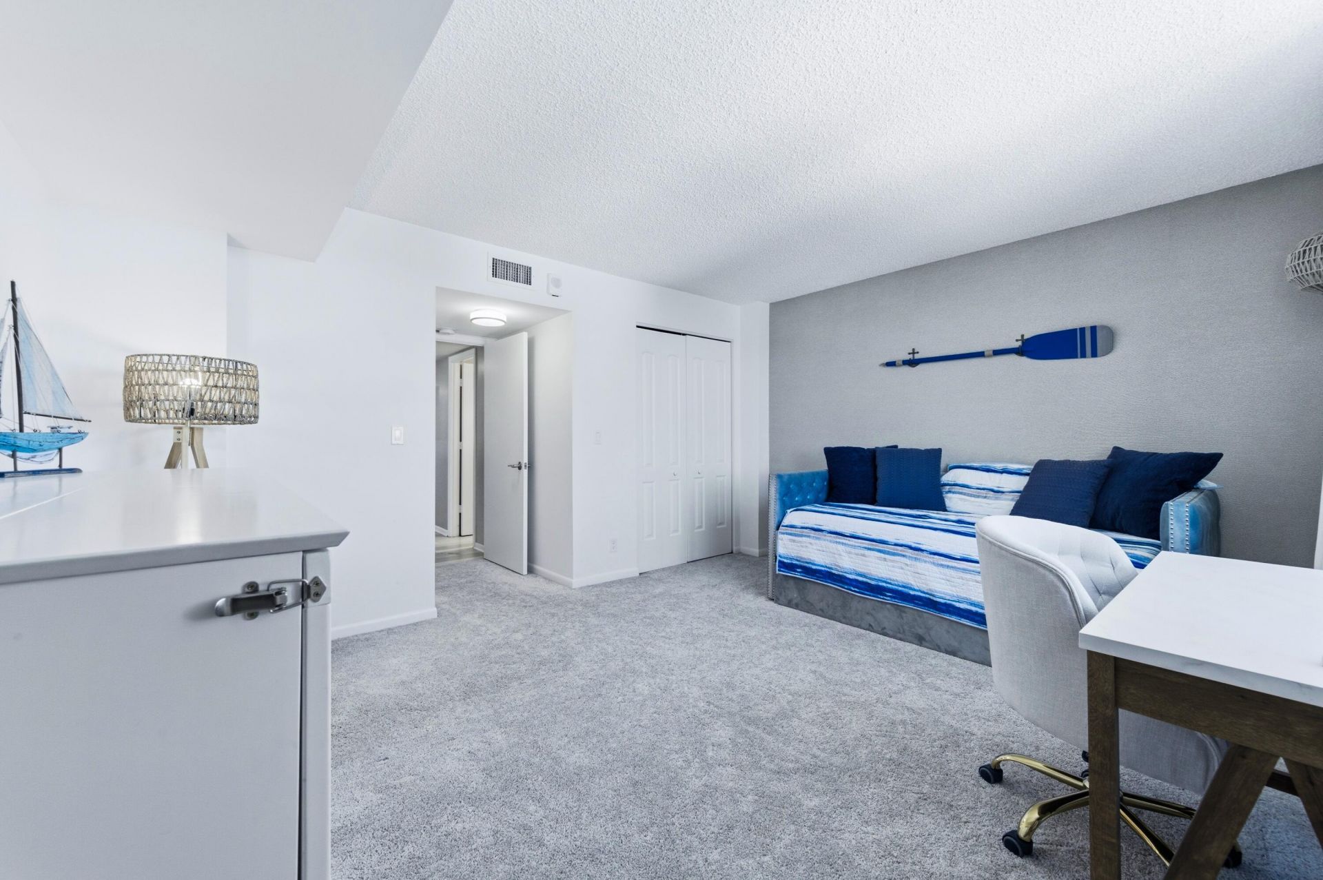 3400 N Ocean Drive, Unit 1207, Riviera Beach, FL 33404 Photo