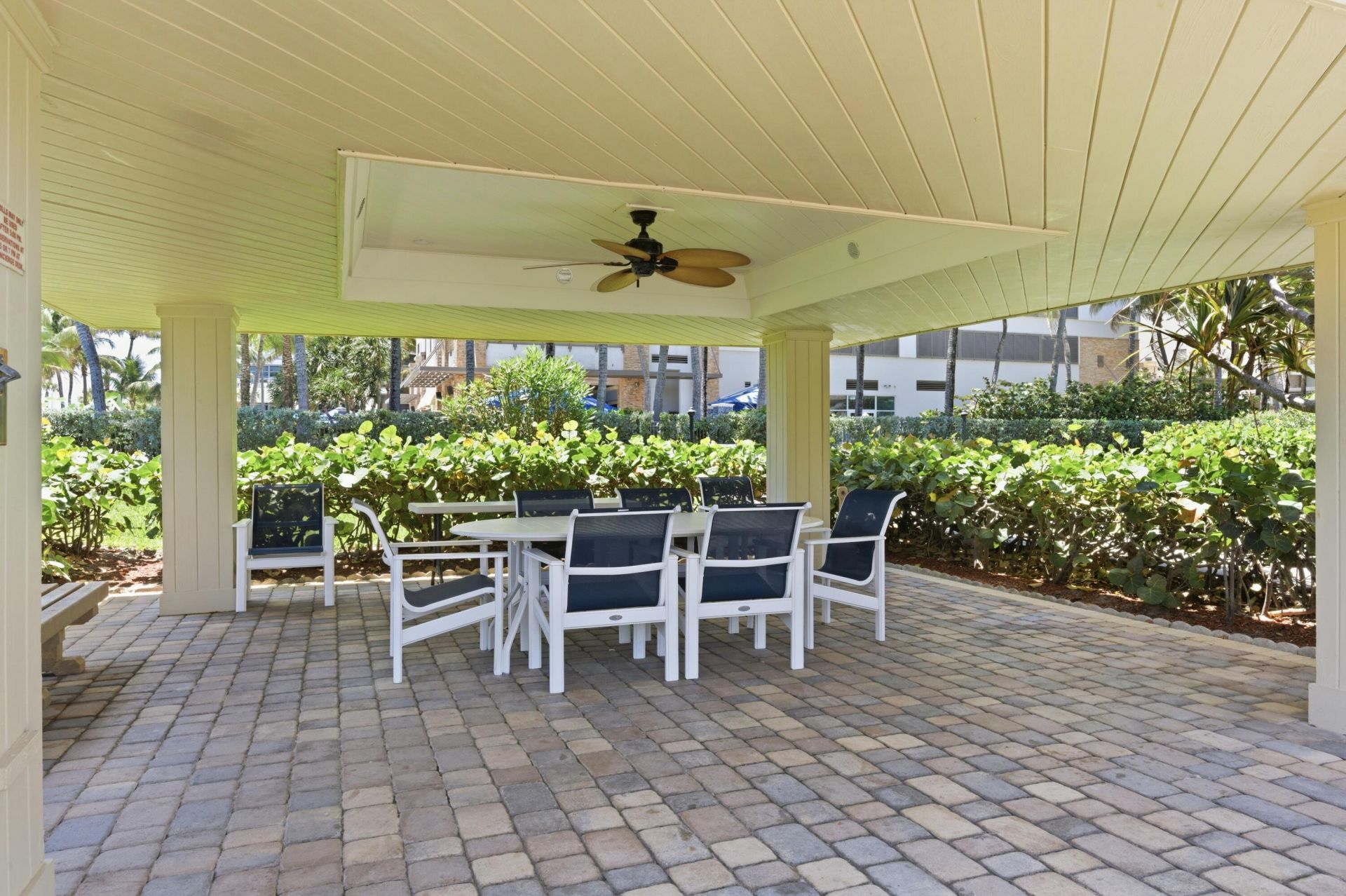3400 N Ocean Drive, Unit 1207, Riviera Beach, FL 33404 Photo