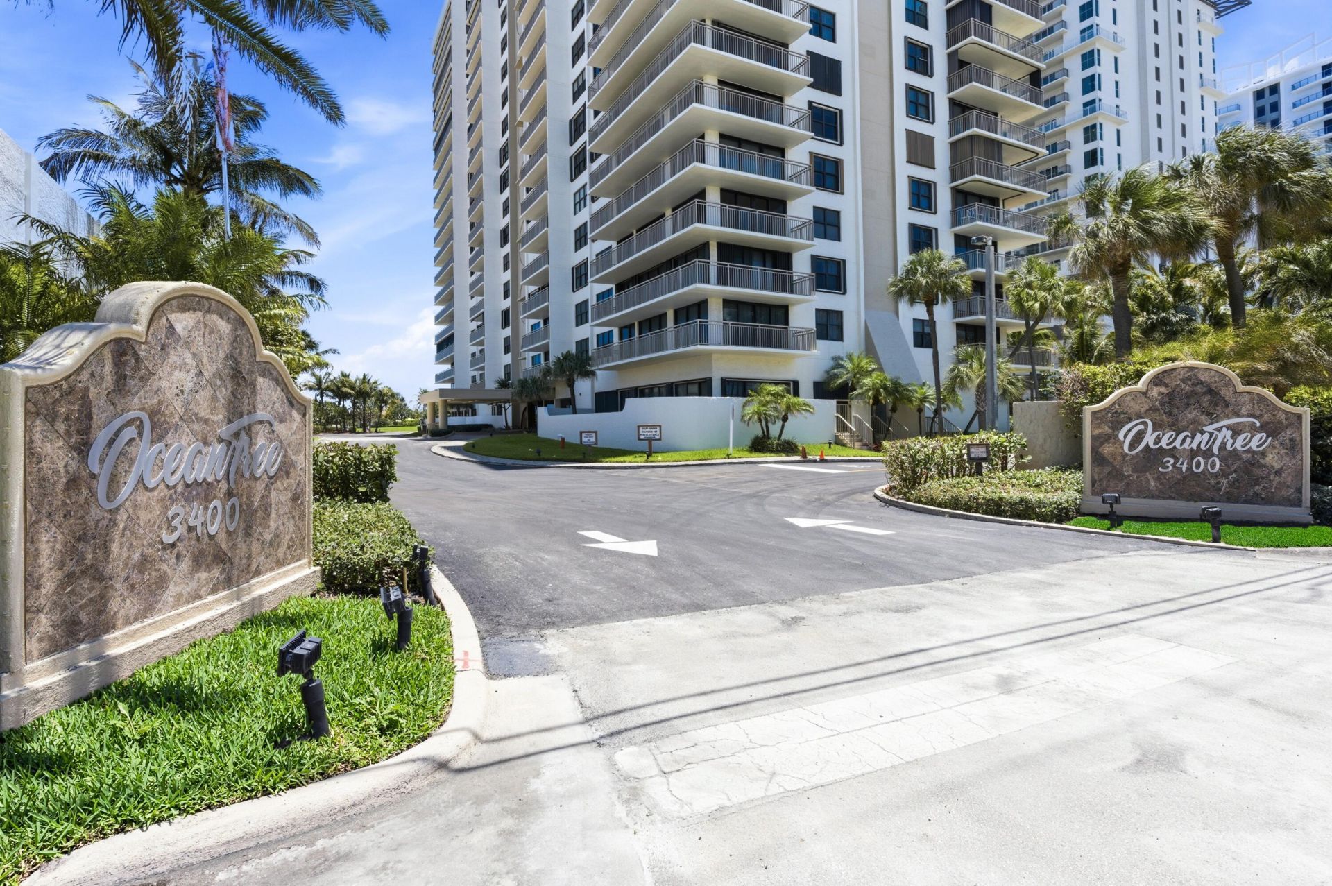 3400 N Ocean Drive, Unit 1207, Riviera Beach, FL 33404 Photo