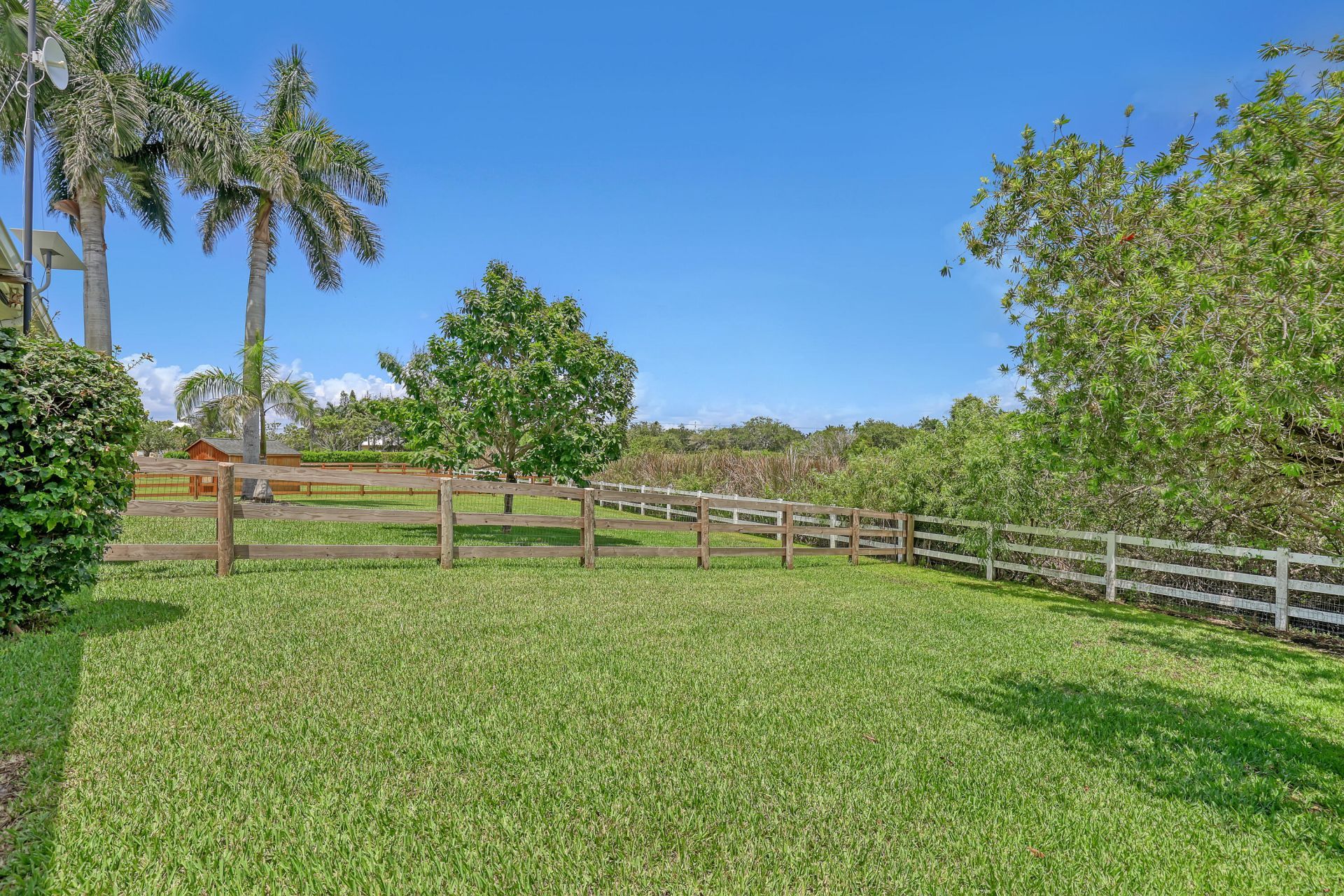 15560 S 46th Ln Lane S, Wellington, FL 33414 Photo