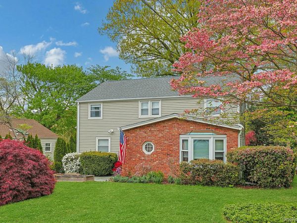 201 Westchester Avenue, Thornwood, NY 10594