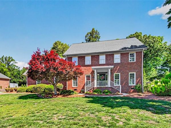 745 Newbern Avenue , Asheboro, NC 27205