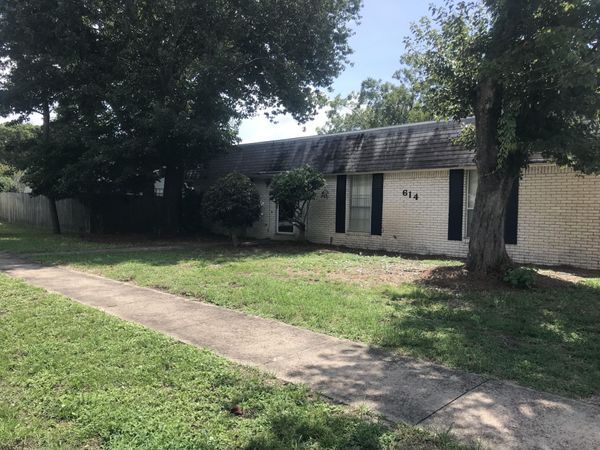 614 MOUNTAIN Drive, Destin, FL 32541