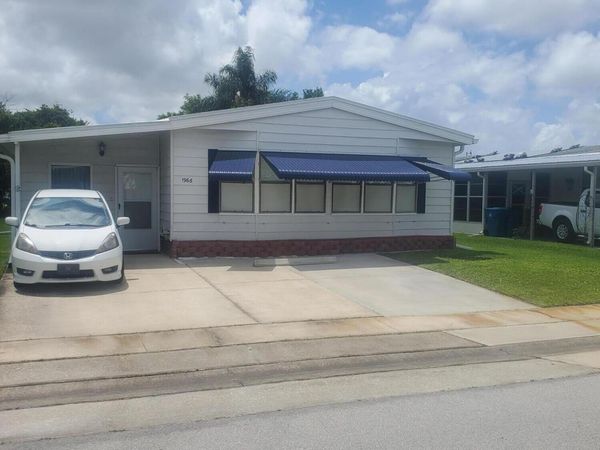 1966 Live Oak Street NE , Palm Bay, FL 32905