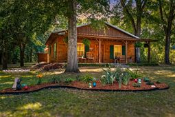 1131 Hickory Drive photo 4