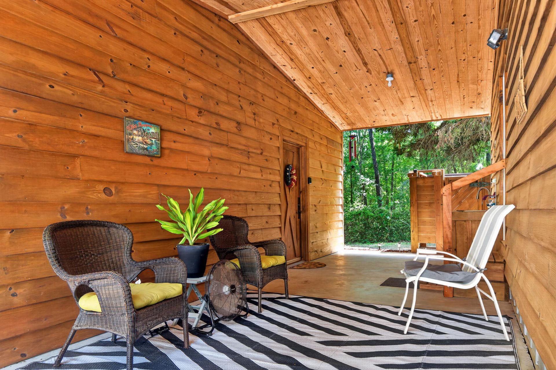 1131 Hickory Drive Photo 33