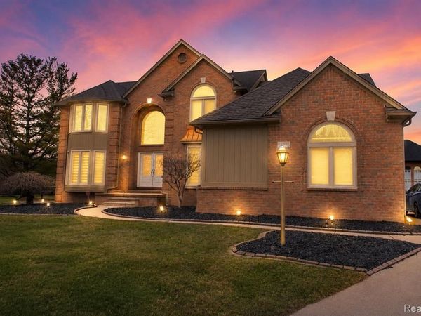 54275 Talon Court, Shelby Twp, MI 48315