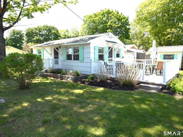 50 East , Madison, CT 06443