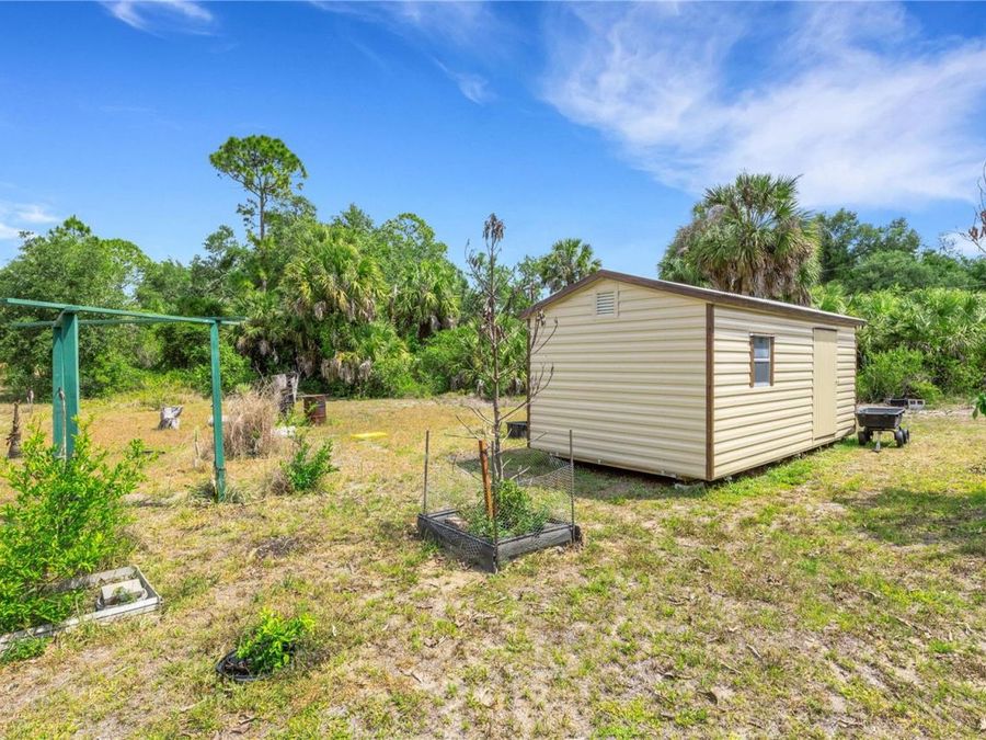 Property Image 37