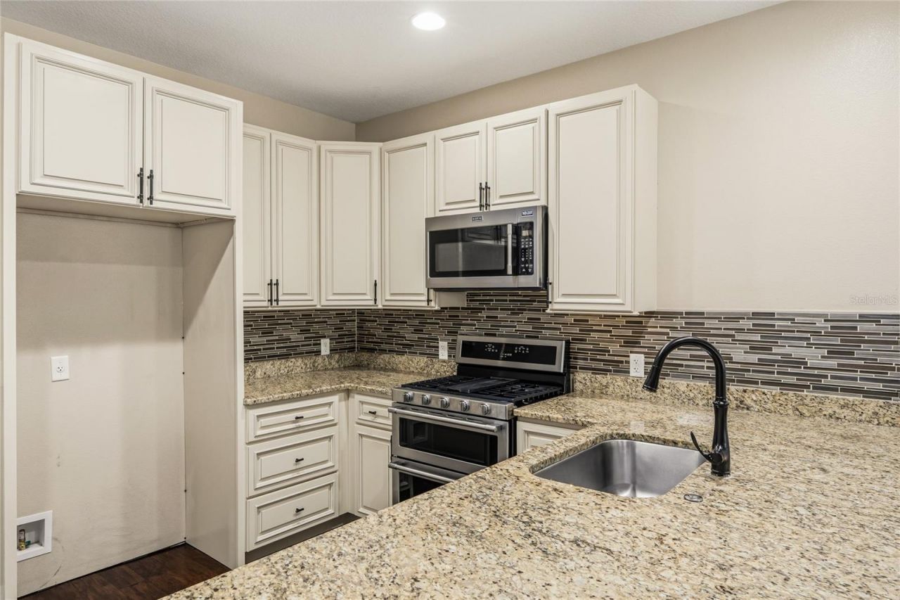 276 W Bay Avenue, Longwood, FL 32750 Photo