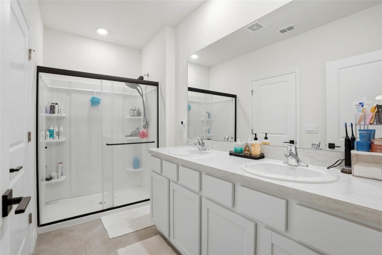 5674 Chorleywood Lane, Wesley Chapel, FL 33545 Photo