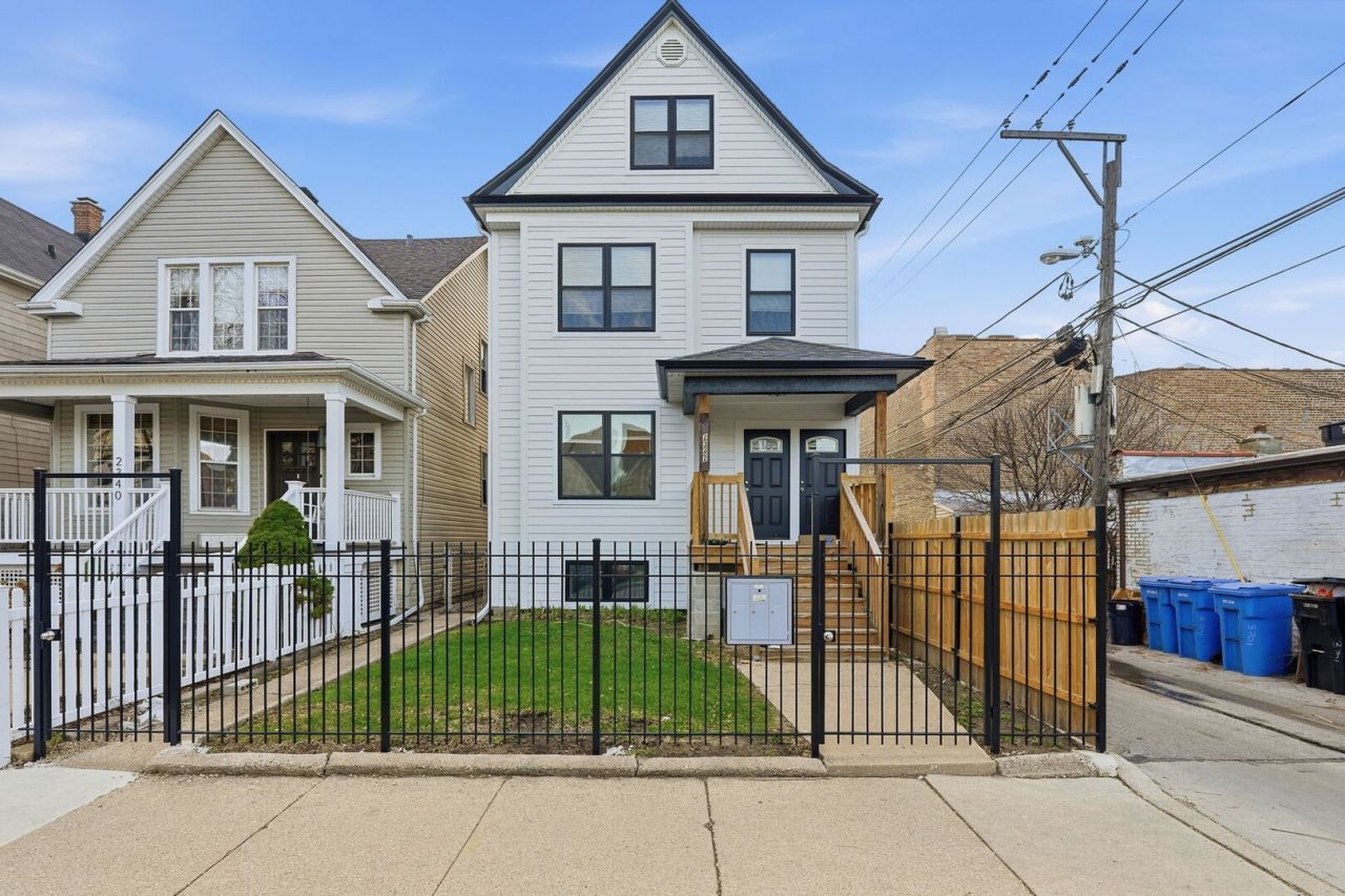 2342 N Lawndale Avenue , Chicago, IL 60647 Main Photo