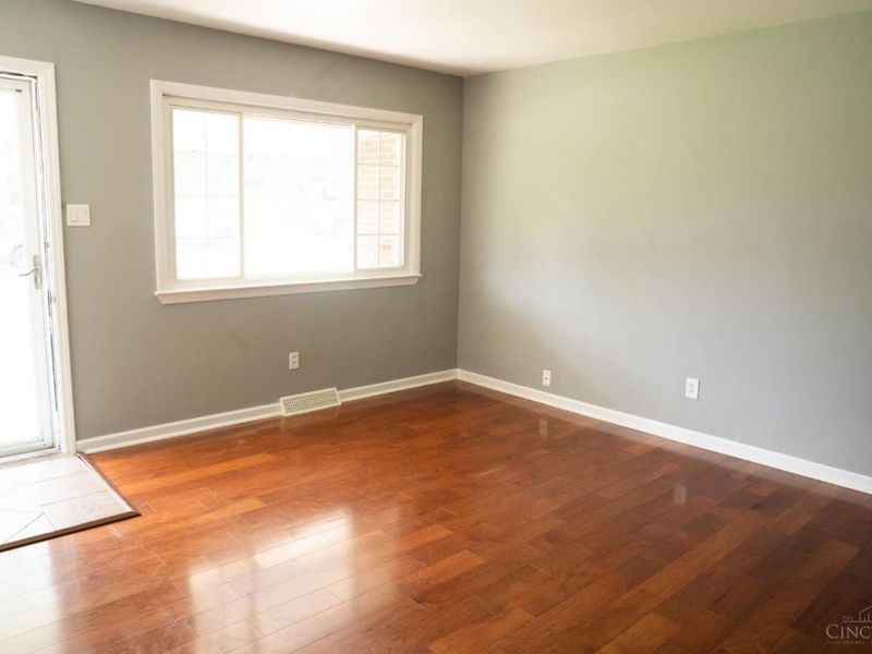 3148 Rockacres Court, Cincinnati, OH 45239 Photo 3