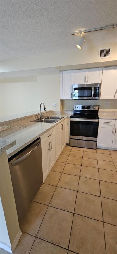 3870 Lyons Rd, Unit 209-8, Coconut Creek, FL 33073 Photo