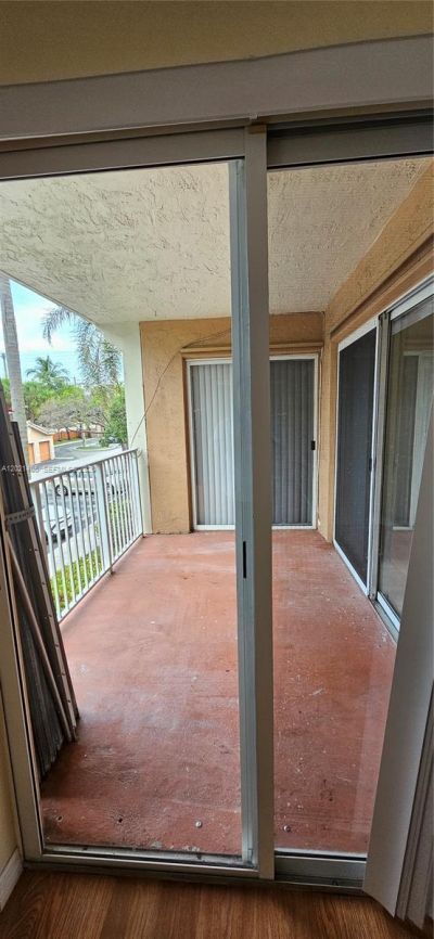 3870 Lyons Rd, Unit 209-8, Coconut Creek, FL 33073 Photo