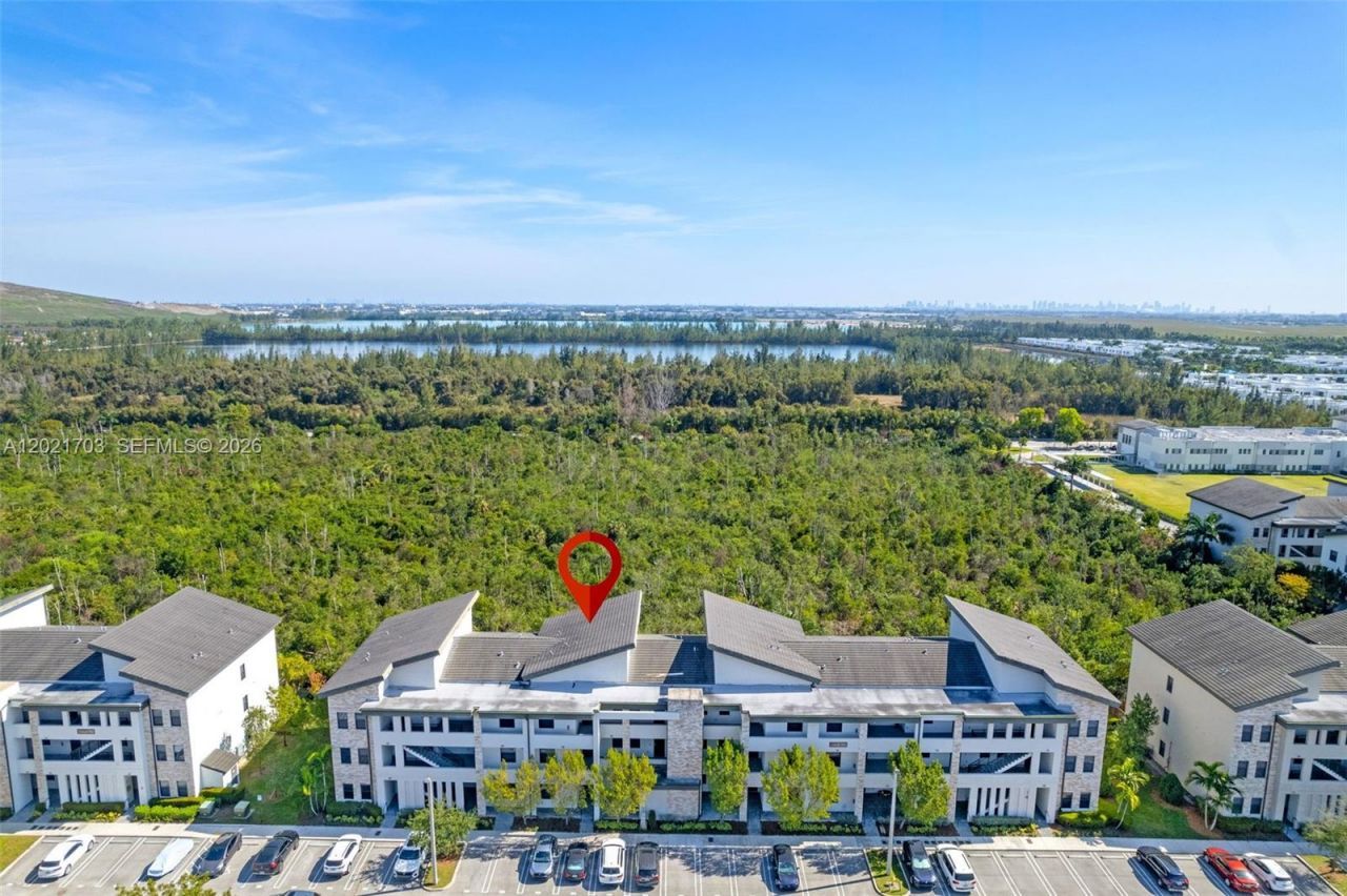 8015 NW 104th Ave, Unit 3, Doral, FL 33178 Photo