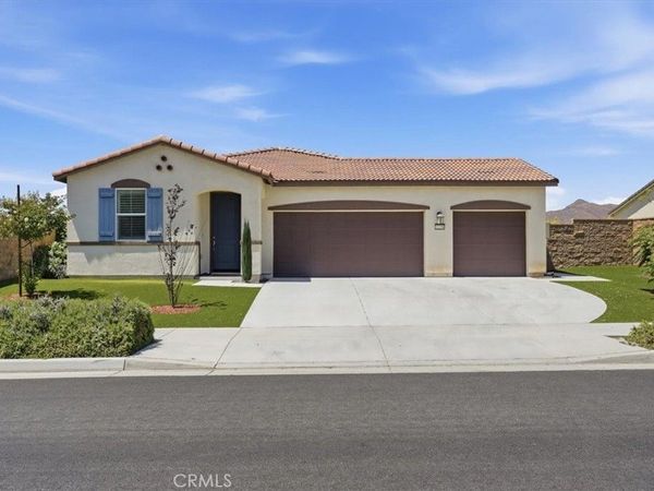 32350 Iron Trail, Winchester, CA 92596