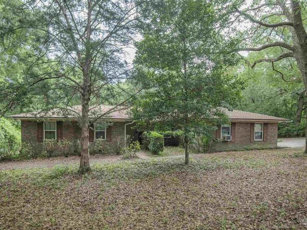 1210 Goldenrod Rd, Cantonment, FL 32533