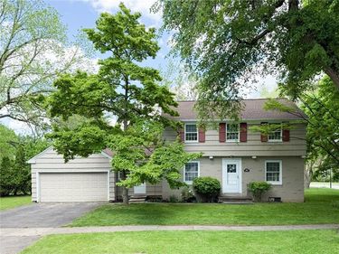 480 Newton Drive , Rochester, NY 14618